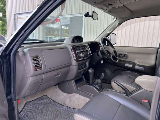 Mitsubishi Challenger 7