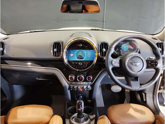 MINI Crossover 11