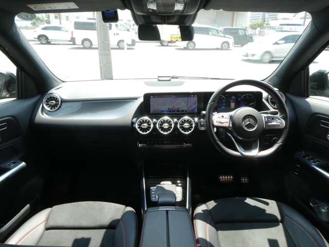 Mercedes-Benz GLA-Class 9