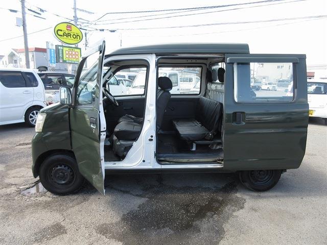 Daihatsu Hijet Deck Van 4