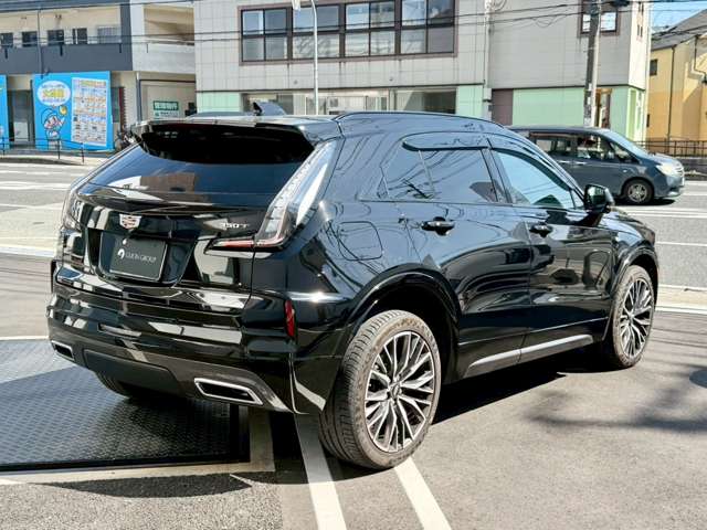 Cadillac XT4 7