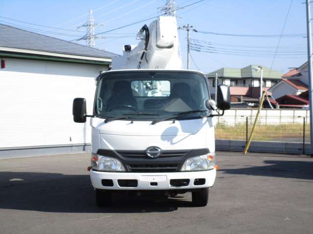 Hino Dutro 5