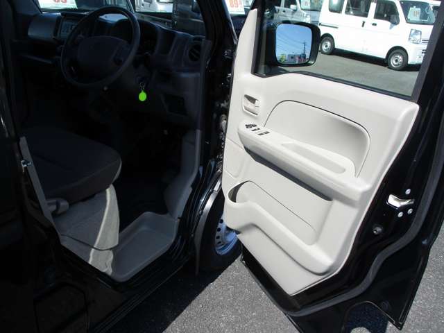 Suzuki Every 12