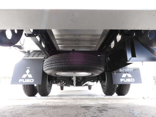 Mitsubishi Fuso Fighter 9