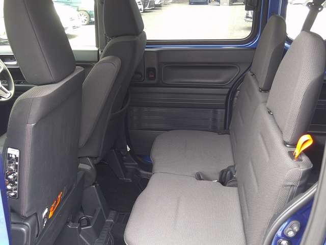Honda N-VAN 12