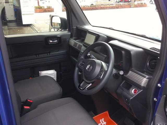 Honda N-VAN 9