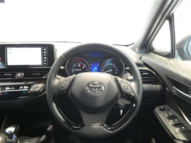 Toyota C-HR 12