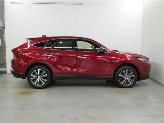 Toyota Harrier 4