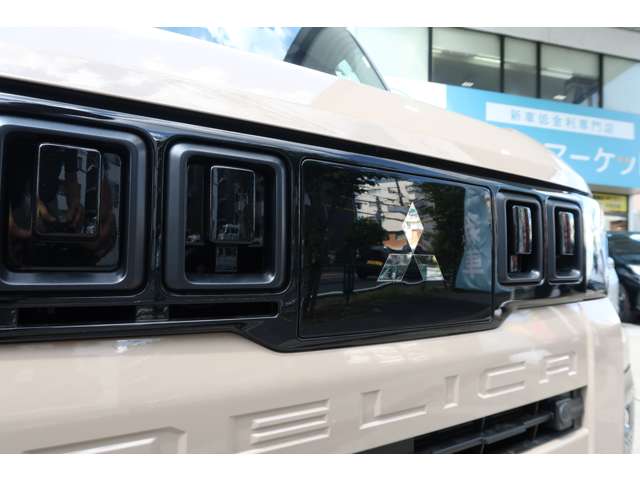 Mitsubishi Delica Mini 4