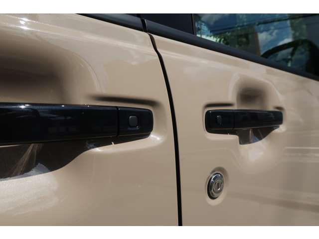Mitsubishi Delica Mini 8