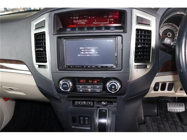 Mitsubishi Pajero 12