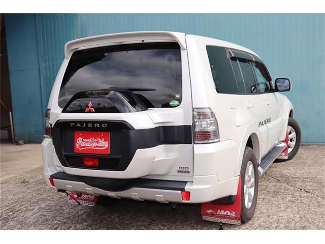 Mitsubishi Pajero 3