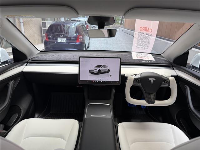 Tesla Model Y 6