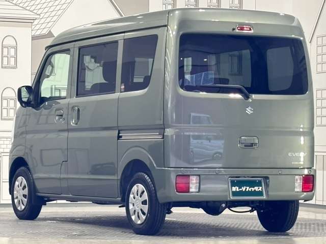 Suzuki Every 7