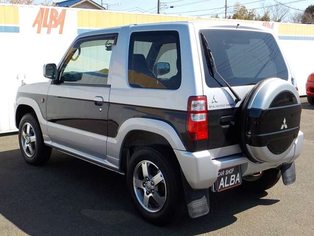 Mitsubishi Pajero Mini 7