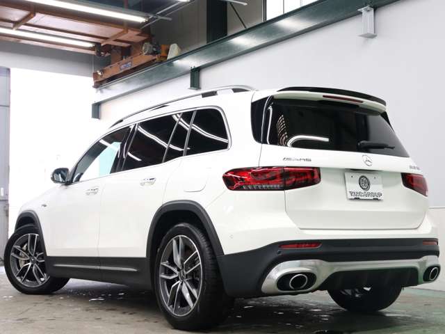 Mercedes-Benz GLB 5