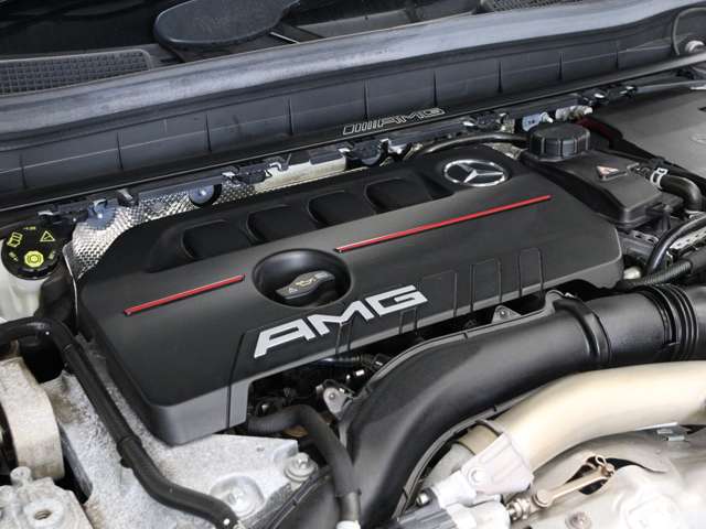 Mercedes-Benz GLB 7