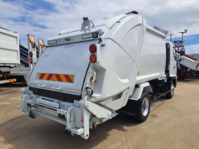 Hino Ranger 8
