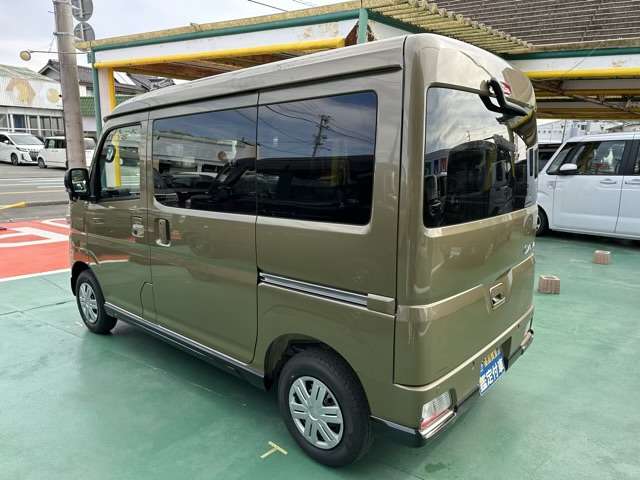 Daihatsu Atrai 5