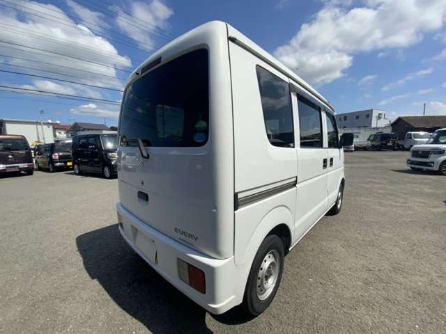 Suzuki Every 5