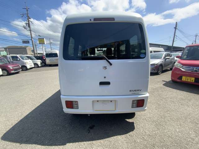 Suzuki Every 9