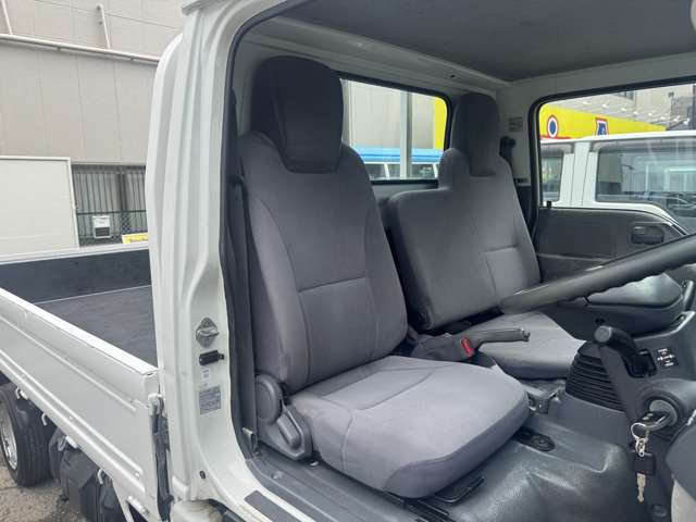 Isuzu Elf 7