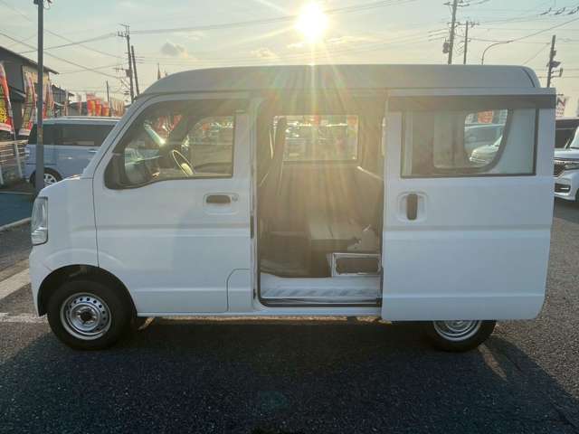 Suzuki Every 9