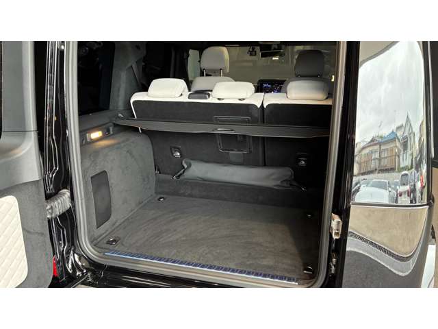 Mercedes-Benz G-Class 12