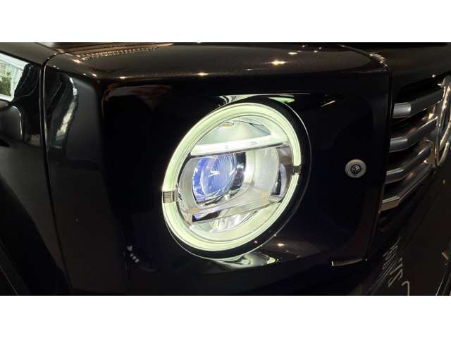 Mercedes-Benz G-Class 9
