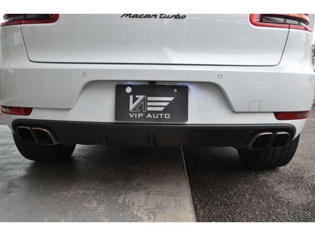 Porsche Macan 12