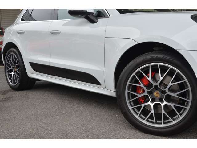 Porsche Macan 3