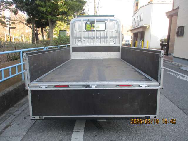 Toyota Toyoace 11