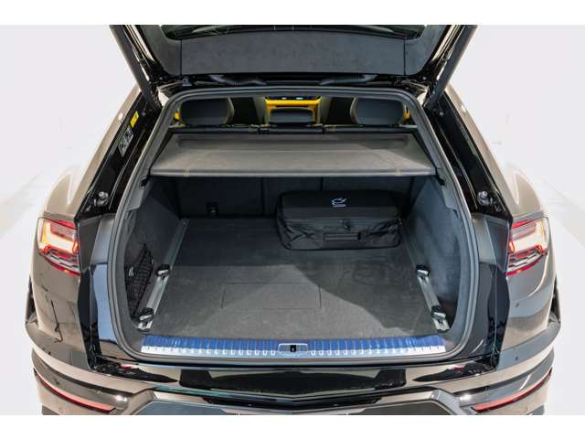 Lamborghini ウルス 12