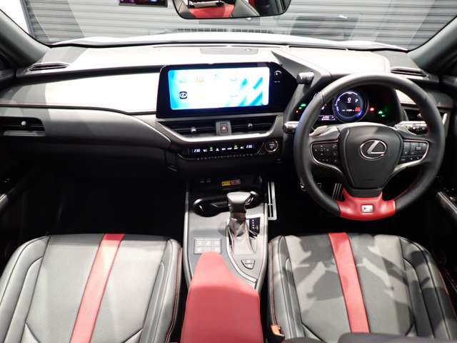 Lexus UX 2