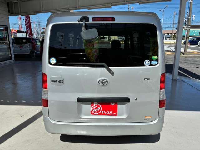 Toyota Town Ace Van 11