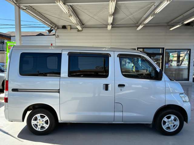 Toyota Town Ace Van 9