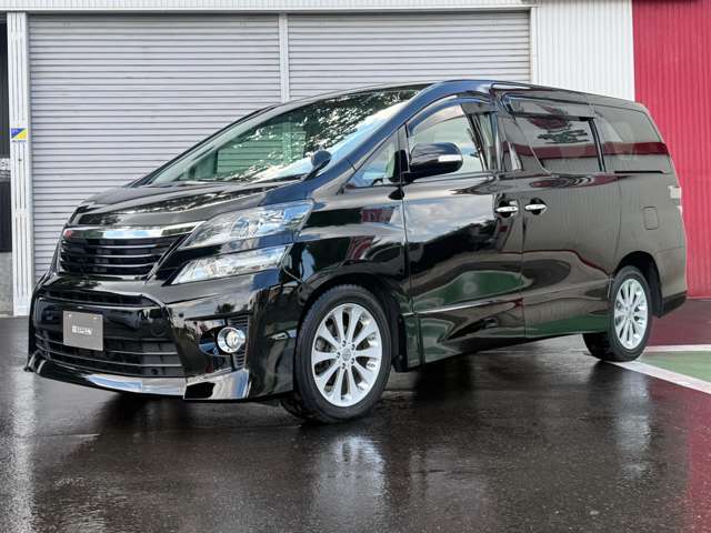 Toyota Vellfire 3