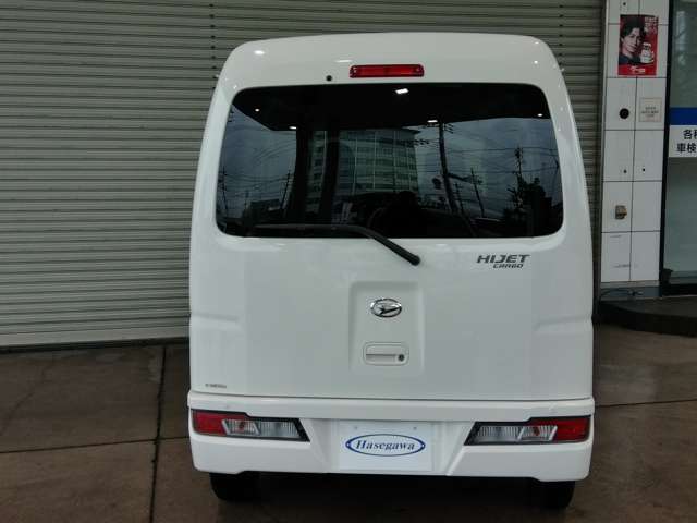 Daihatsu Hijet Cargo 10