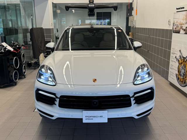 Porsche Cayenne Coupe 3