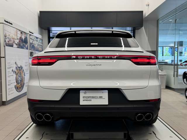 Porsche Cayenne Coupe 6
