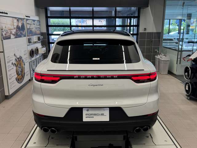 Porsche Cayenne Coupe 7