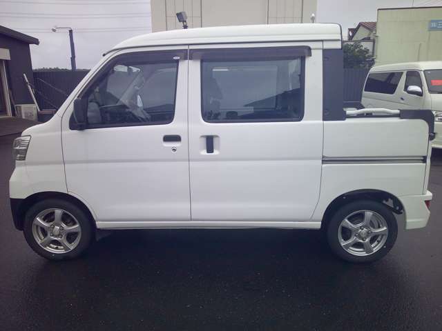 Daihatsu Hijet Deck Van 7