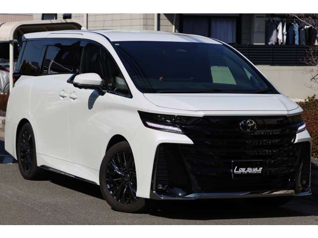 Toyota Vellfire 6