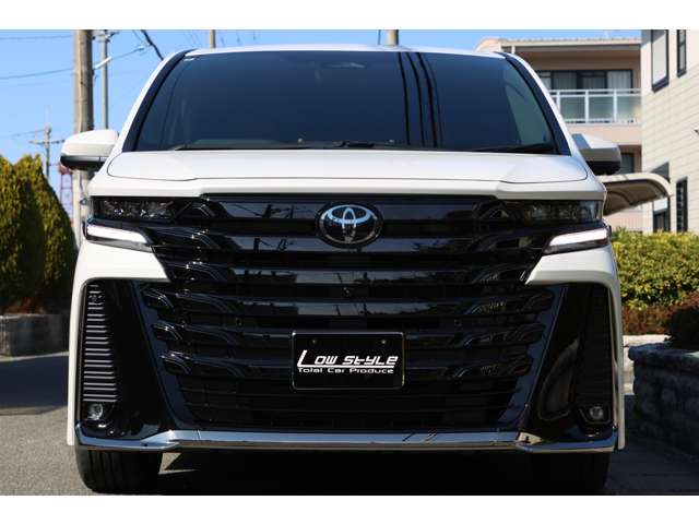Toyota Vellfire 9