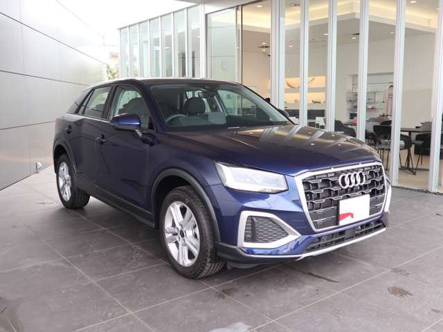 Audi Q2 3