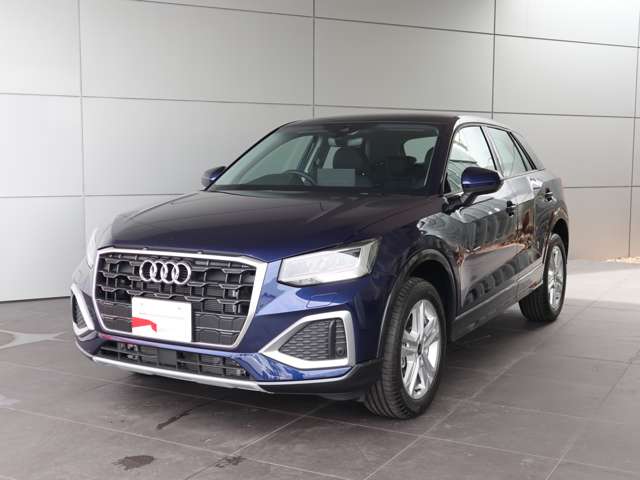 Audi Q2 4