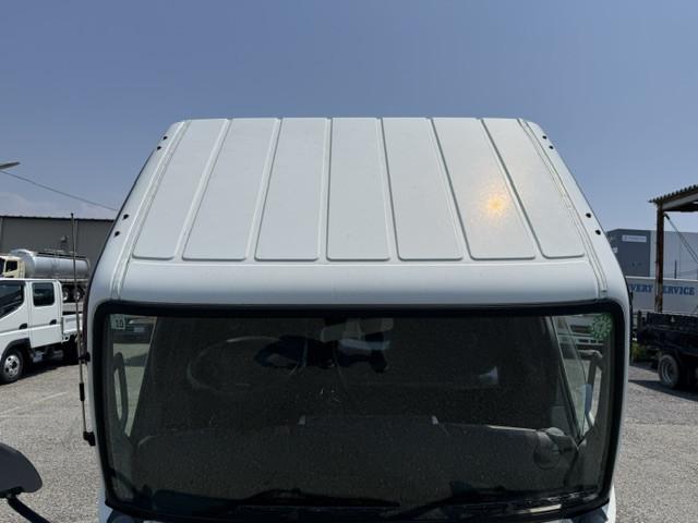 Mitsubishi Fuso Canter 11