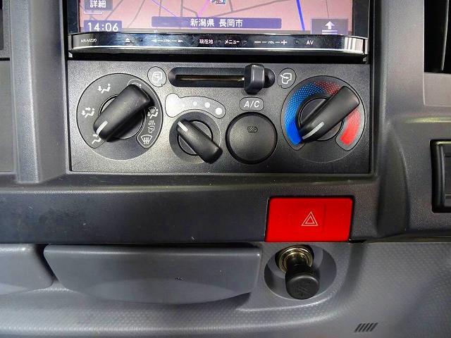 Isuzu Elf 11