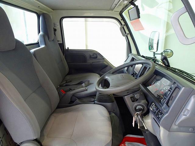 Isuzu Elf 6