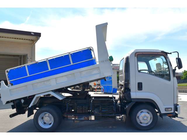 Isuzu Forward 9